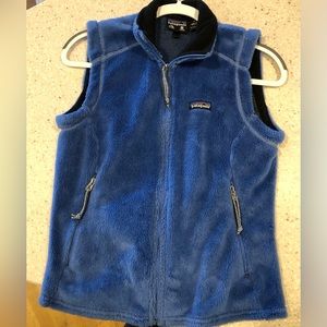 Women’s Patagonia Blue Vest Size M. Great for layering! Great condition!